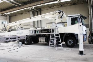 Lackierung von Betonpunpen