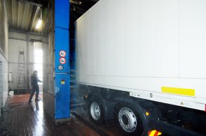 Trailerwäsche