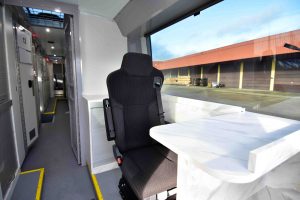 Schreib- und Ablagemöglichkeit