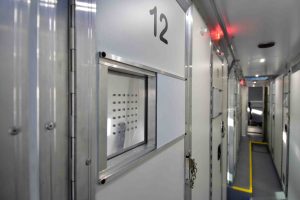 Fenster in den Zellentüren